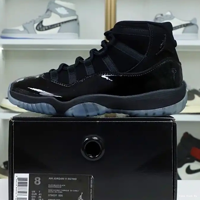 Kimikick 11 GOWN' RETRO AIR 'CAP AND JORDAN 0721